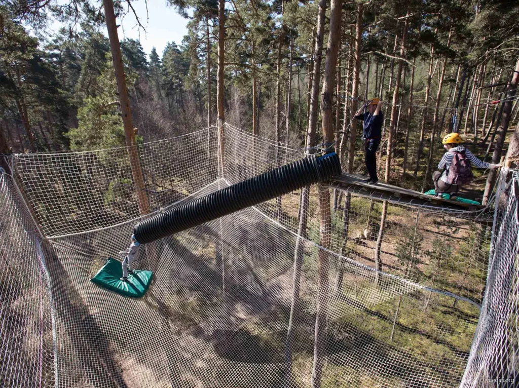 accrobranche avec La Cazelle